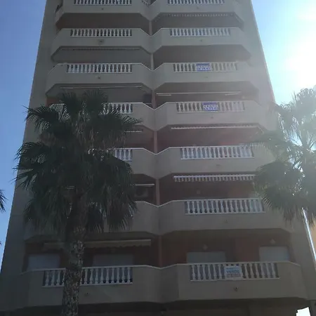 Residencial Isla Grosa