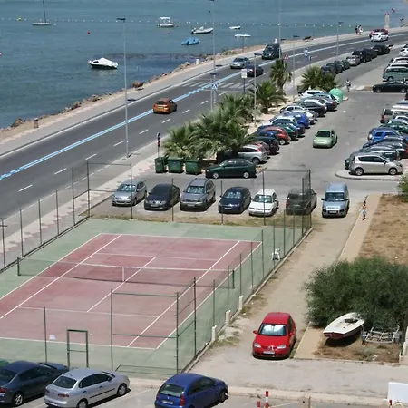 Residencial Isla Grosa